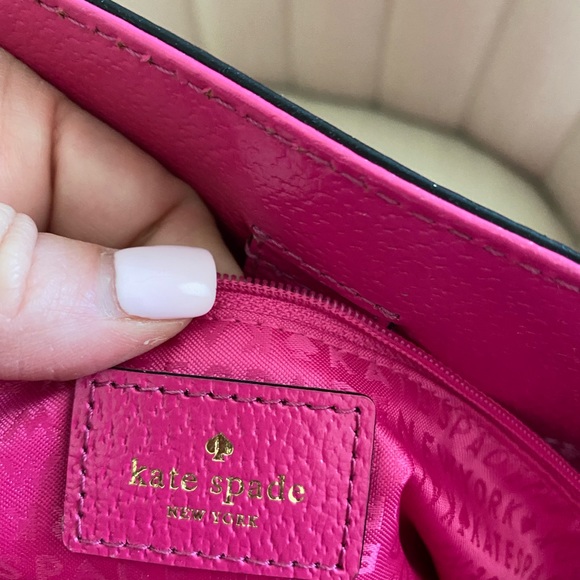 Kate Spade, large tote/briefcase, hot pink - Picture 5 of 7